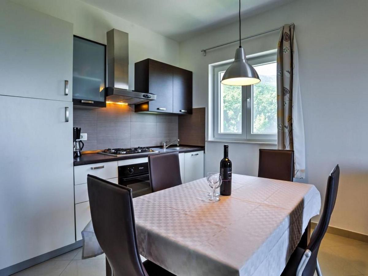 Apartments Villa Tara Brseč Exteriör bild