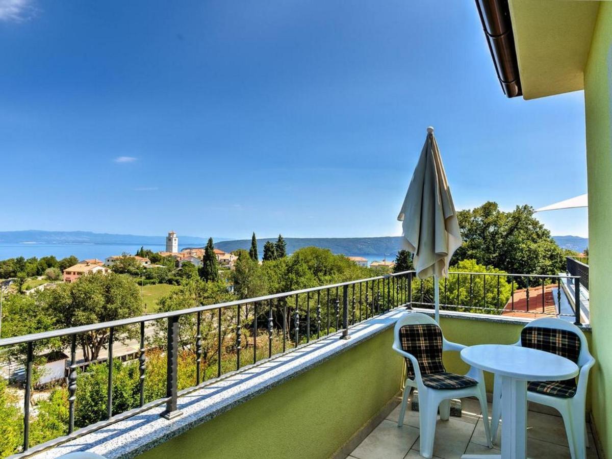 Apartments Villa Tara Brseč Exteriör bild